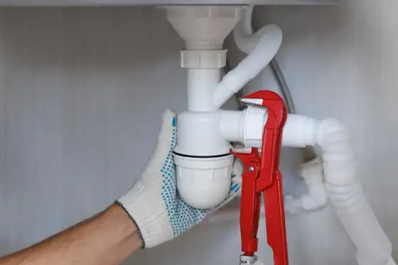 Jak wyczyścić instalację wodną i przywrócić dobry przepływ?